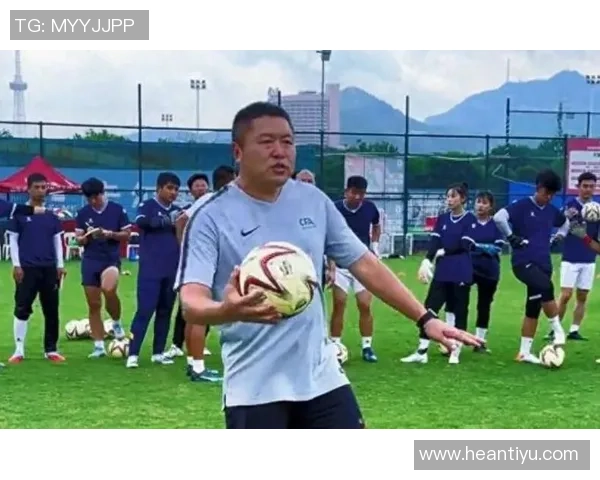 李雷雷在足球界的成就与影响力探讨是否可以称其为足球明星