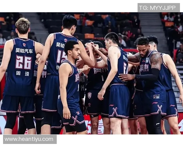 杭州篮球队展现强大实力大满贯点评引发热议与期待 杭州篮球队展现强大实力大满贯点评引发热议与期待