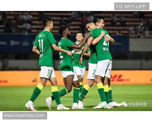 杭州羽毛球队在总决赛积分榜上以83分稳居第一名展现强劲实力 杭州羽毛球队在总决赛积分榜上以83分稳居第一名展现强劲实力