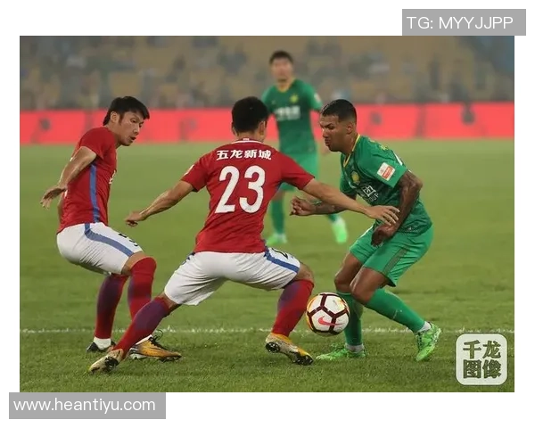 足球传奇施丹经典瞬间回顾与精彩图片分享