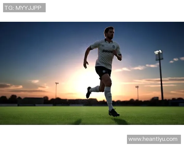 足球明星的辉煌历程与场上风采全景回顾